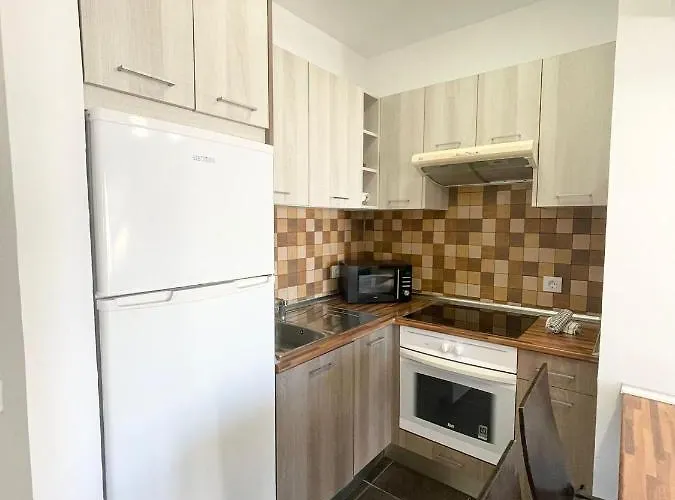 Apartment White Sensation