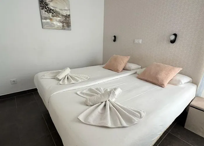 White Sensation * Costa Adeje (Tenerife)